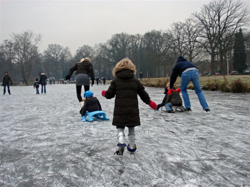 037 IJspret op Nieuwjaarsdag